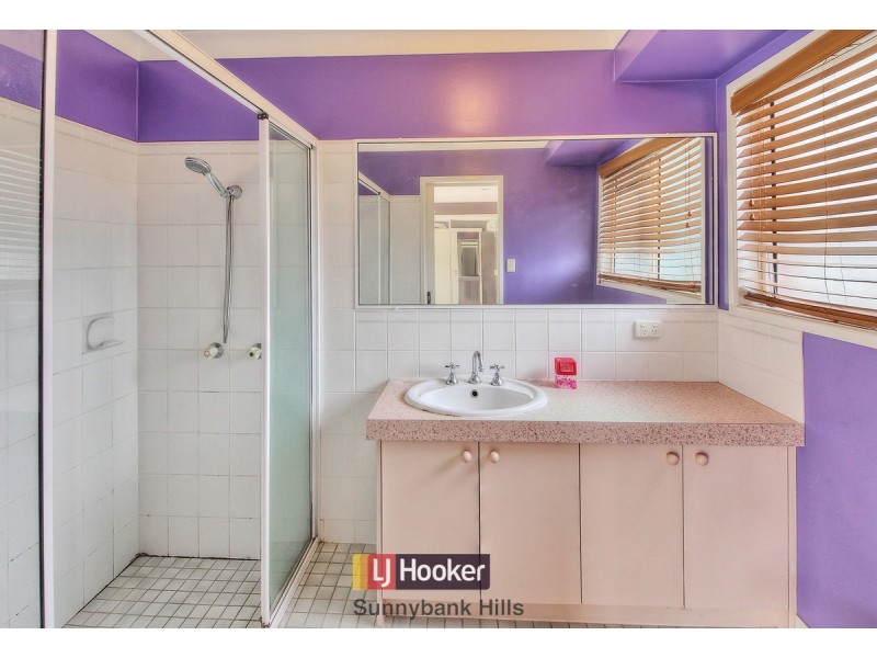 5 Hadley Court, Boronia Heights QLD 4124