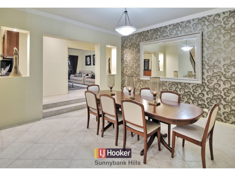 39 Eaton Place, Wishart QLD 4122