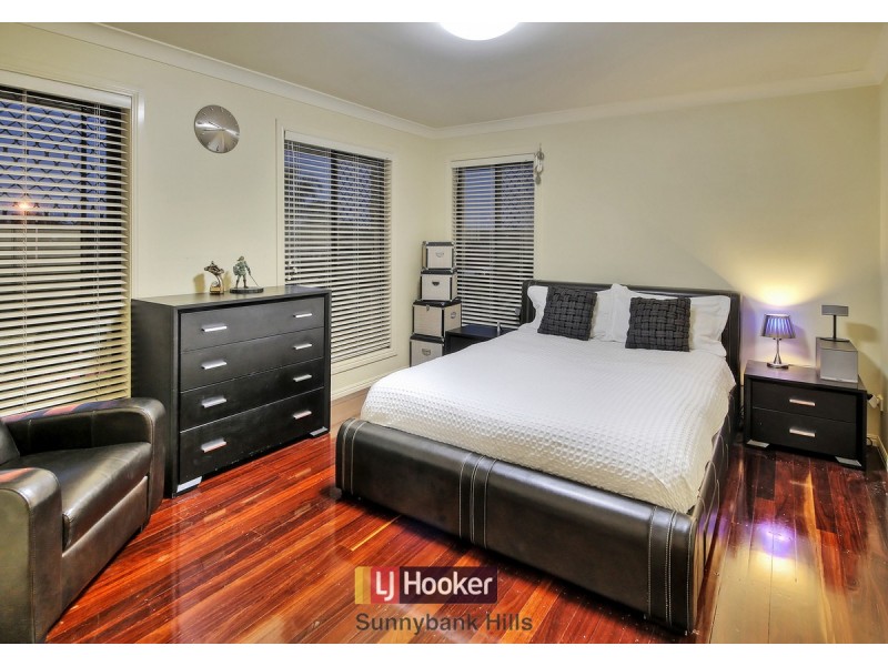 39 Eaton Place, Wishart QLD 4122