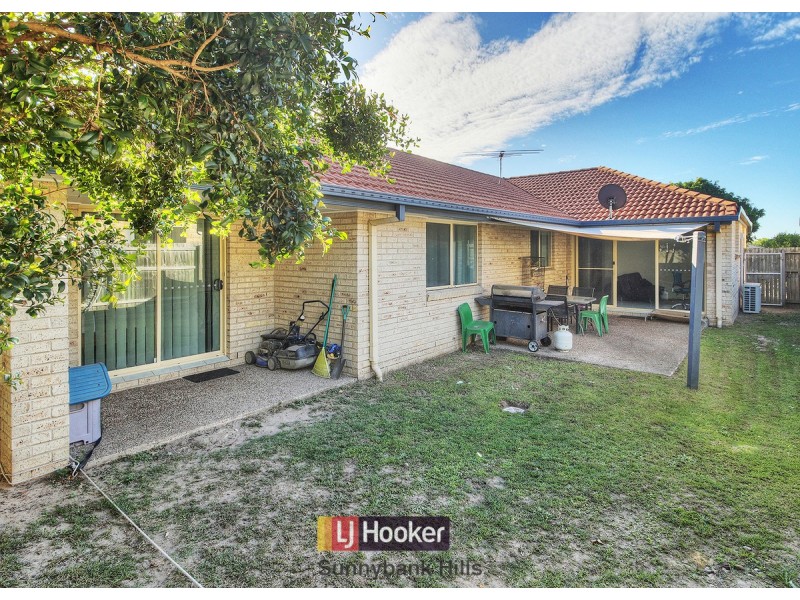 19 Naracoorte Place, Parkinson QLD 4115