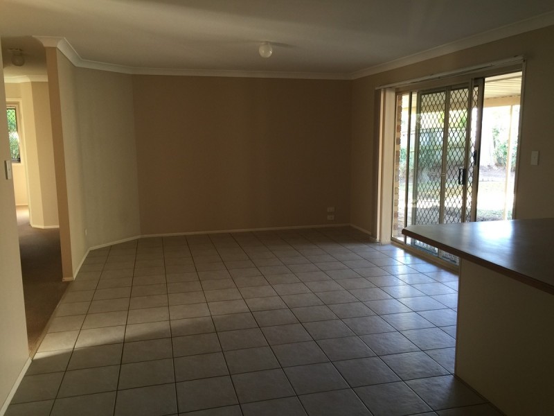 14 Moneghetti Place, Calamvale QLD 4116