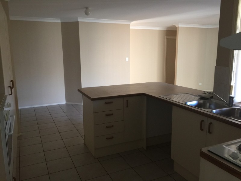 14 Moneghetti Place, Calamvale QLD 4116