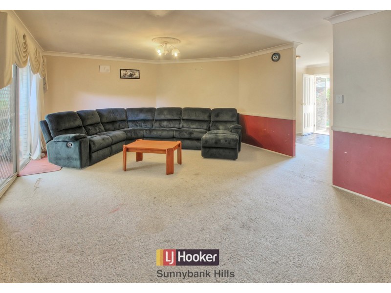 46 Owens Crescent, Regents Park QLD 4118