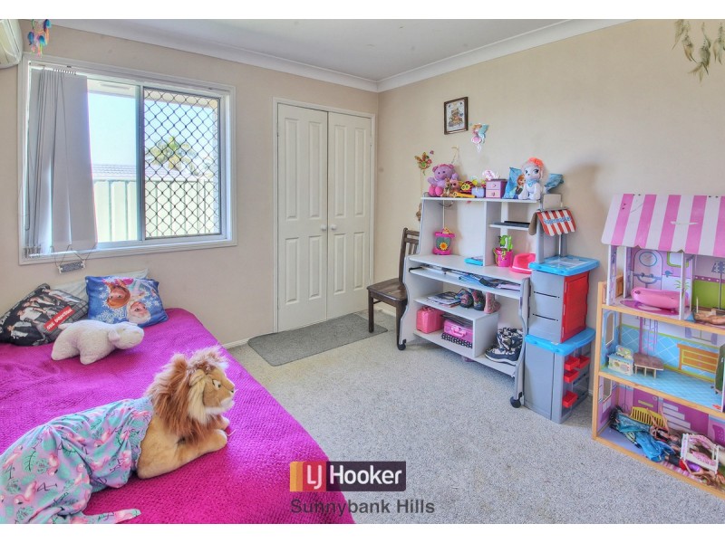 46 Owens Crescent, Regents Park QLD 4118