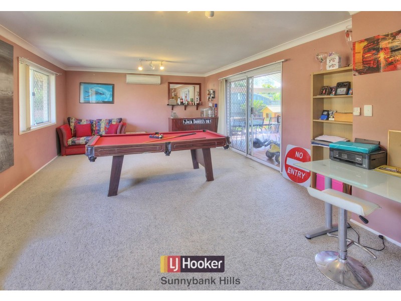 46 Owens Crescent, Regents Park QLD 4118