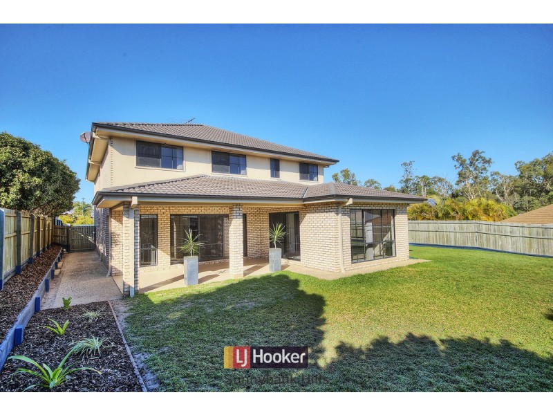 8 Lomond Place, Parkinson QLD 4115