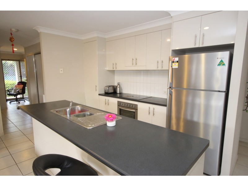 30 Hudson Street, Calamvale QLD 4116