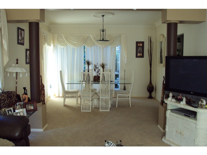 82 Park Avenue, Sunnybank Hills QLD 4109