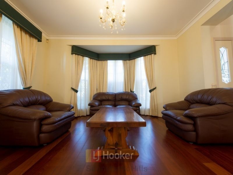 62 Lindfield Circuit, Robertson QLD 4109