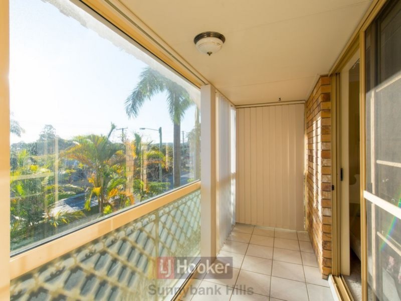 62 Lindfield Circuit, Robertson QLD 4109