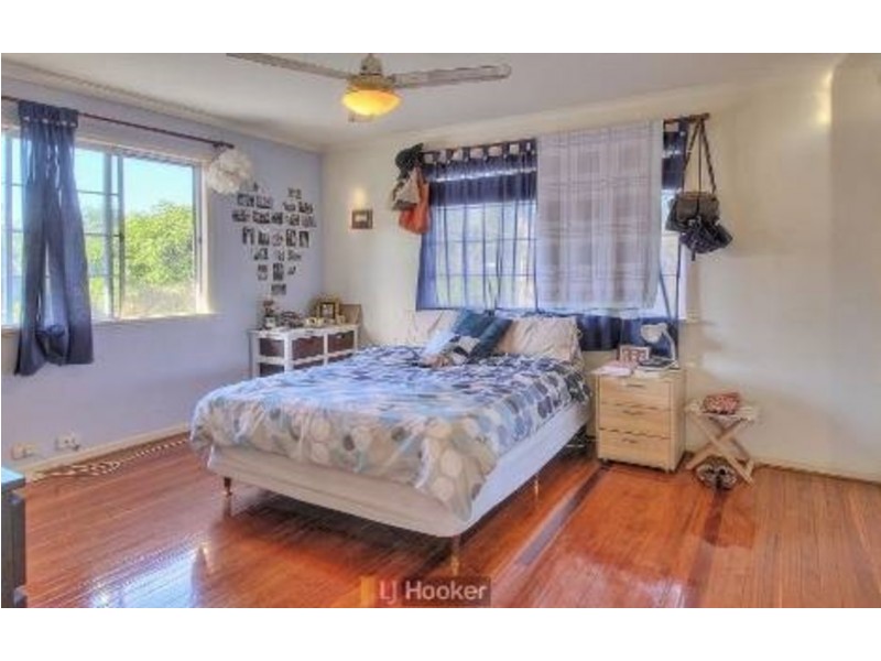 4 Grout Street, Macgregor QLD 4109