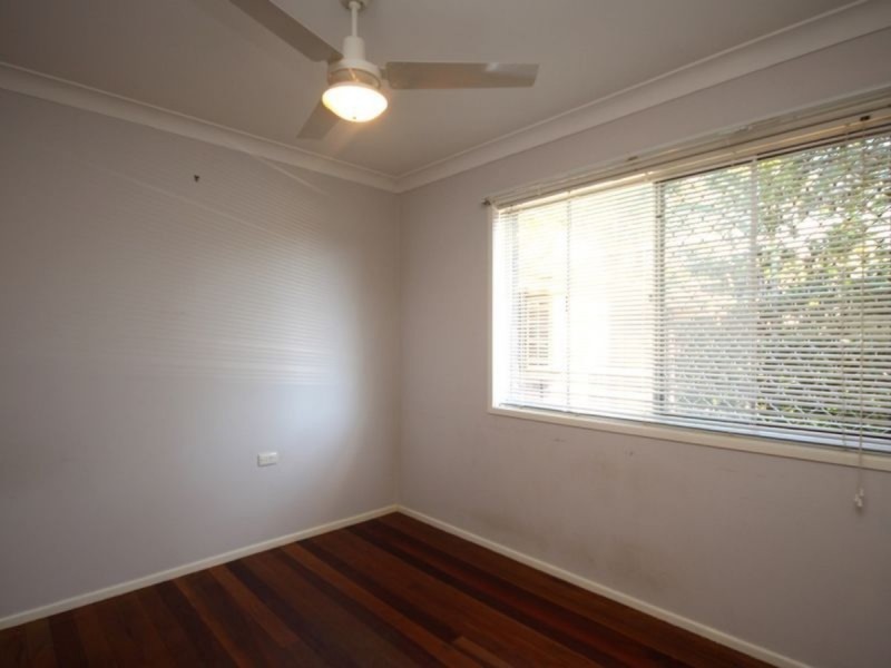 61 Wadley Street, Macgregor QLD 4109