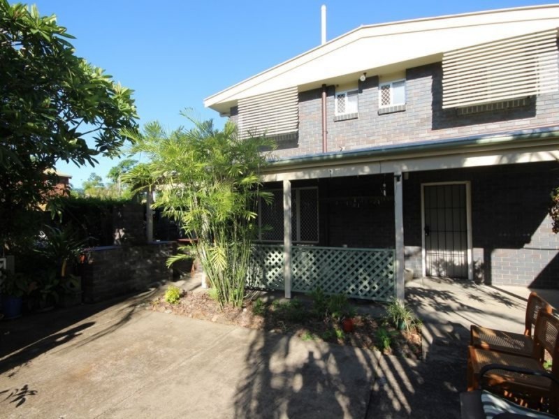 61 Wadley Street, Macgregor QLD 4109
