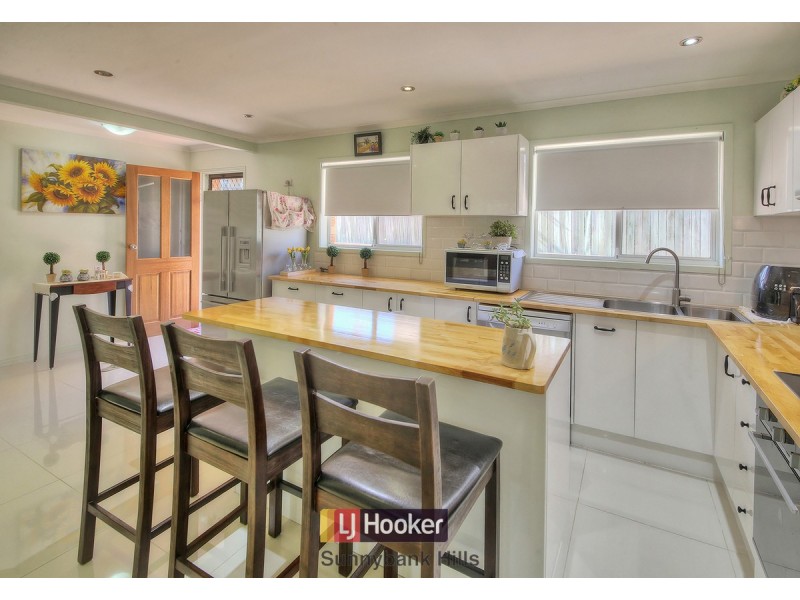 1 Landsborough Street, Rochedale South QLD 4123