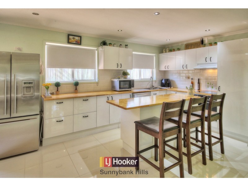 1 Landsborough Street, Rochedale South QLD 4123