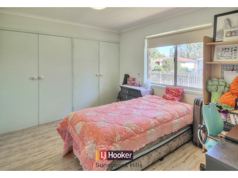 1 Landsborough Street, Rochedale South QLD 4123