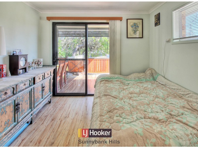 1 Landsborough Street, Rochedale South QLD 4123