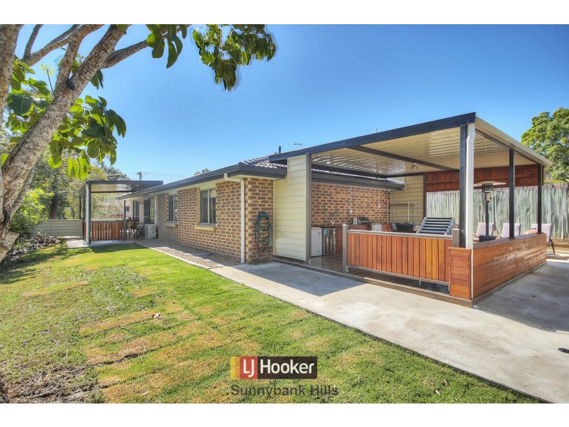 1 Landsborough Street, Rochedale South QLD 4123