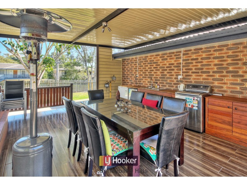 1 Landsborough Street, Rochedale South QLD 4123