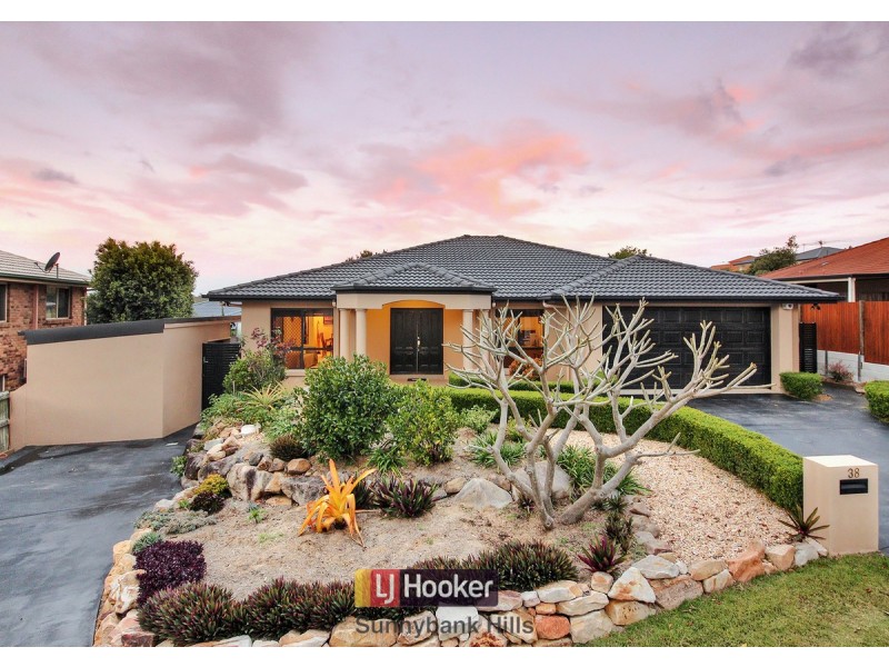38 Daffodil Crescent, Calamvale QLD 4116
