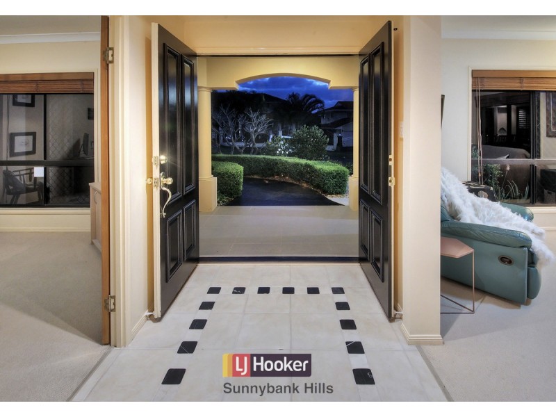 38 Daffodil Crescent, Calamvale QLD 4116