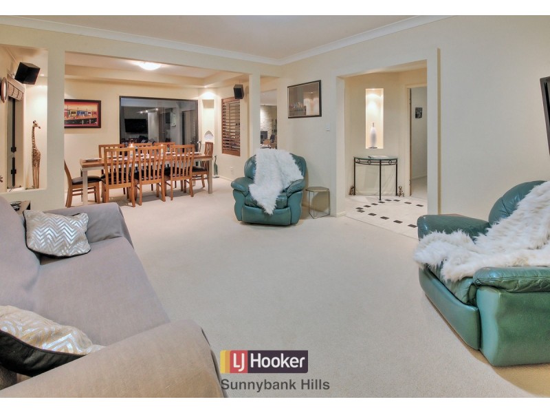 38 Daffodil Crescent, Calamvale QLD 4116