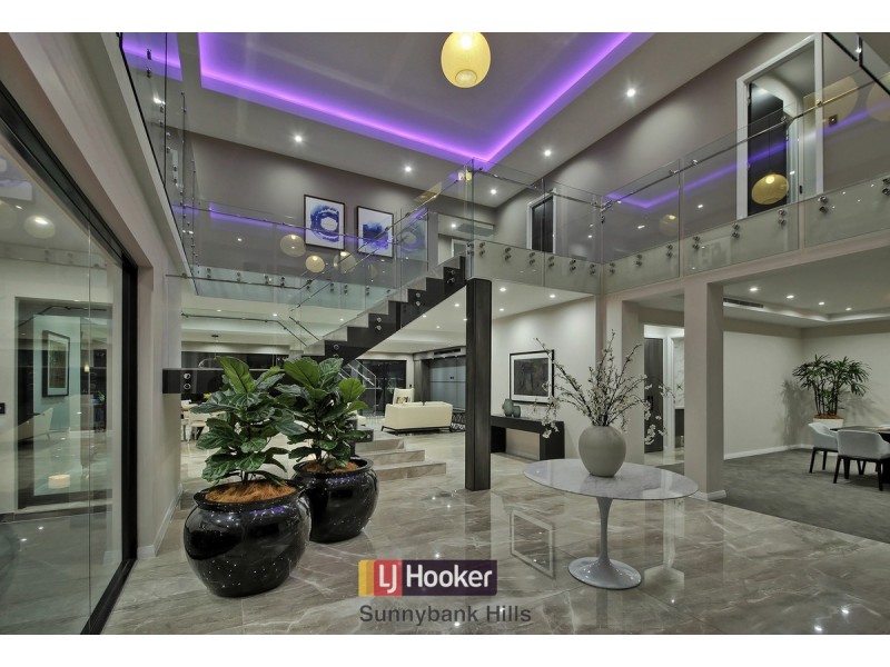 706 Musgrave Road, Robertson QLD 4109