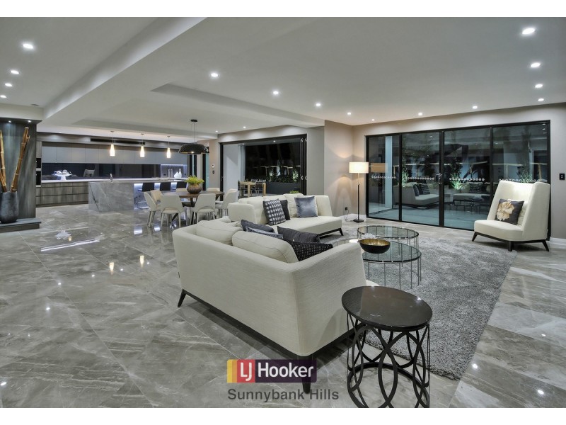 706 Musgrave Road, Robertson QLD 4109