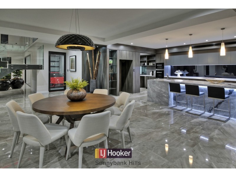 706 Musgrave Road, Robertson QLD 4109