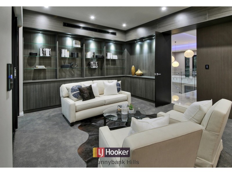 706 Musgrave Road, Robertson QLD 4109