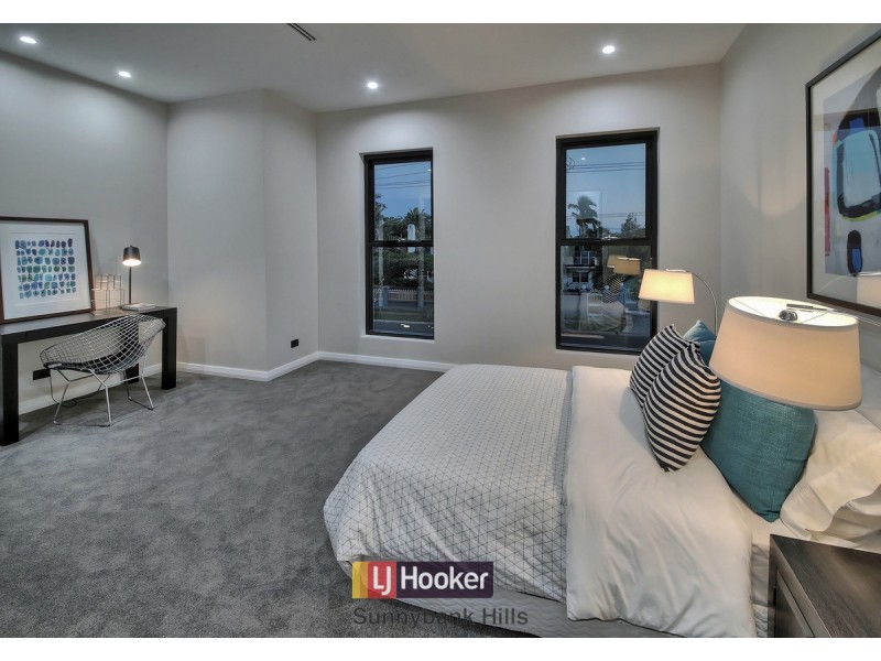 706 Musgrave Road, Robertson QLD 4109