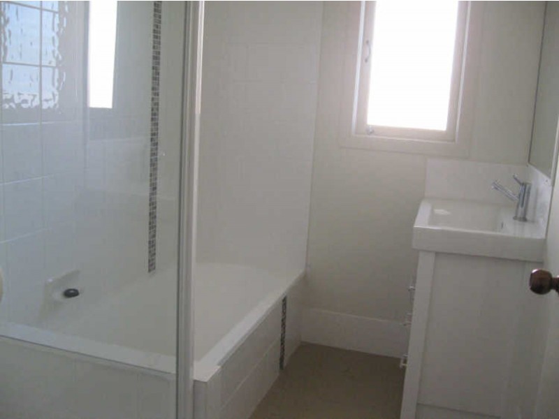 81 Nyleta Street, Coopers Plains QLD 4108