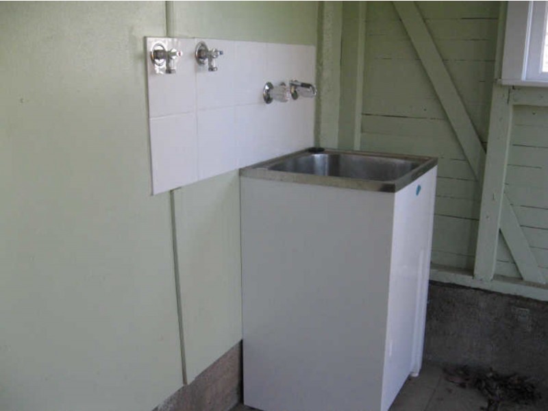 81 Nyleta Street, Coopers Plains QLD 4108