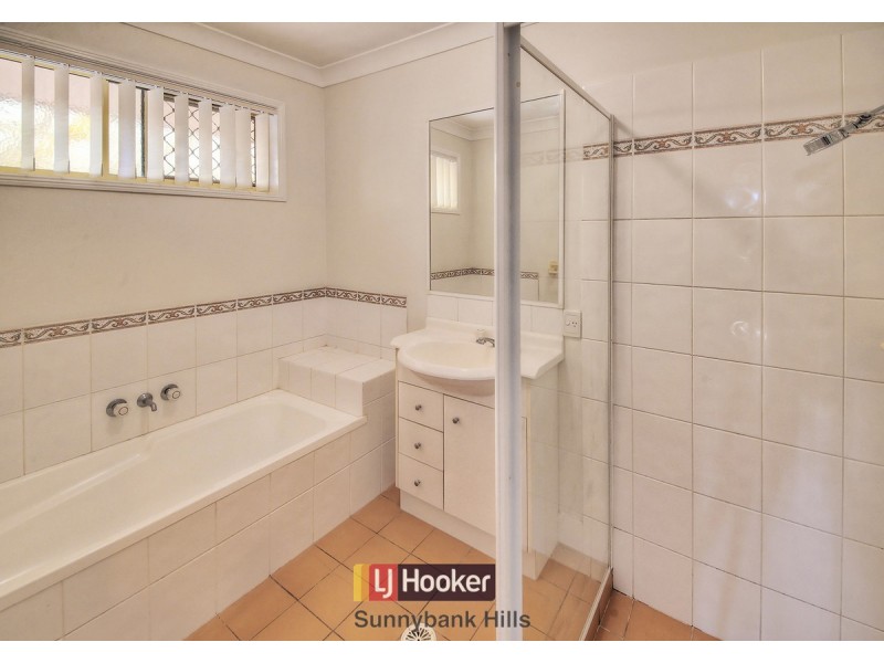 10 Borage Place, Calamvale QLD 4116