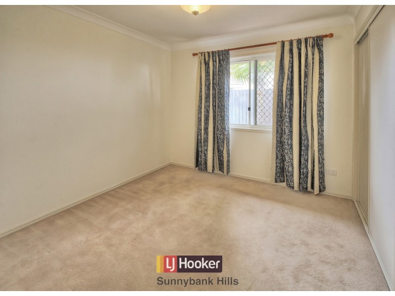 138 Lancaster Circuit, Stretton QLD 4116