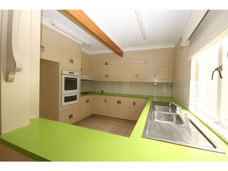 100 Bolton Street, Eight Mile Plains QLD 4113