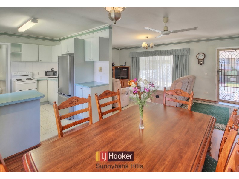 19 Provence Street, Macgregor QLD 4109
