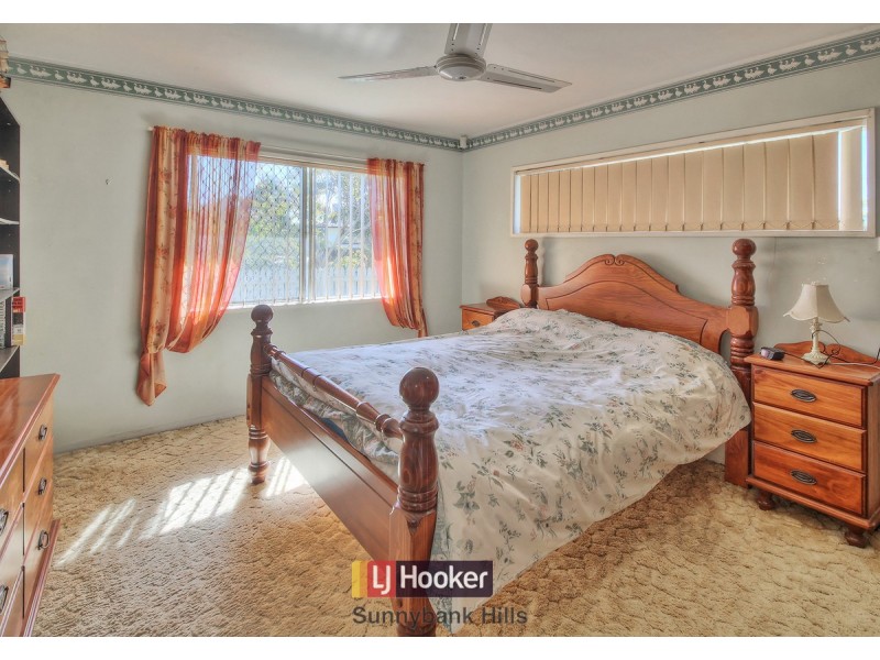 19 Provence Street, Macgregor QLD 4109