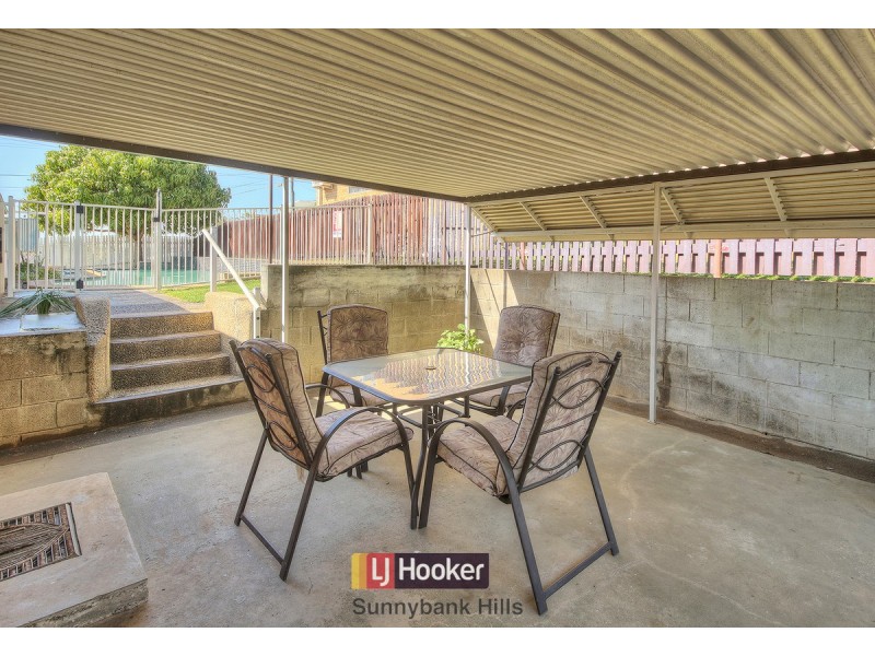 19 Provence Street, Macgregor QLD 4109