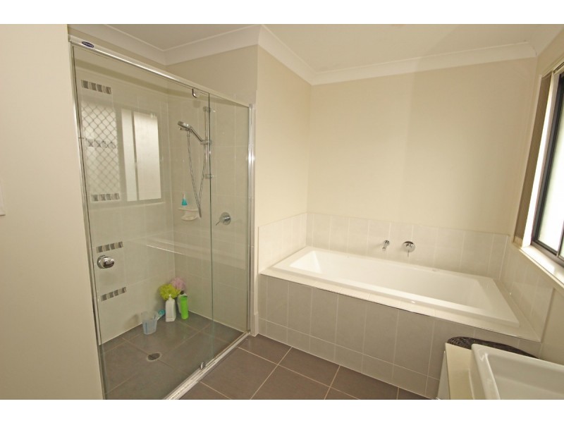 37 Cascade Drive, Underwood QLD 4119