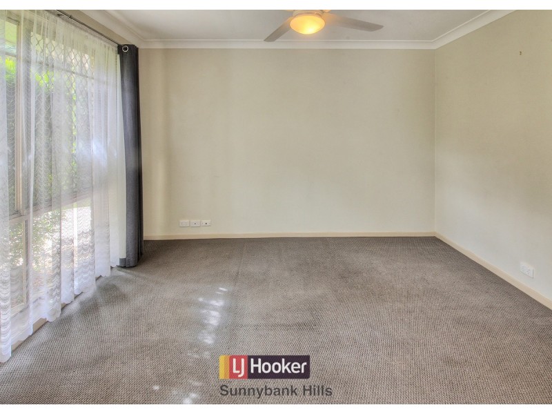 47 Regency Drive, Regents Park QLD 4118