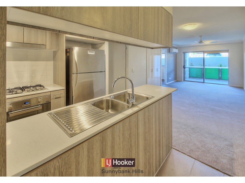 110/26 Macgroarty Street, Coopers Plains QLD 4108