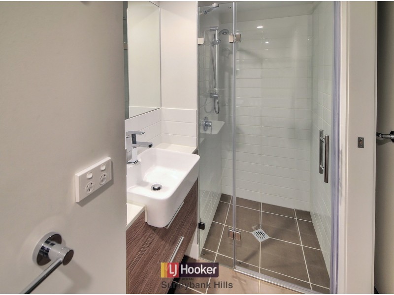 110/26 Macgroarty Street, Coopers Plains QLD 4108