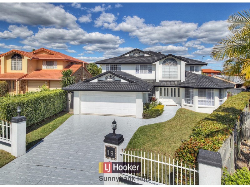 19 Gulubia Place, Calamvale QLD 4116