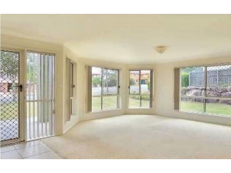 19 Cordeaux Place, Parkinson QLD 4115