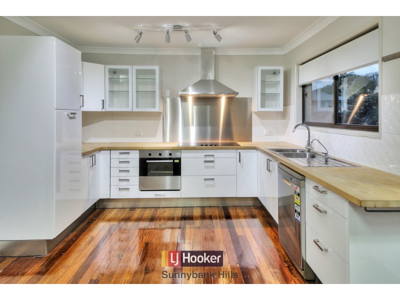 6 Cressbrook Street, Eight Mile Plains QLD 4113