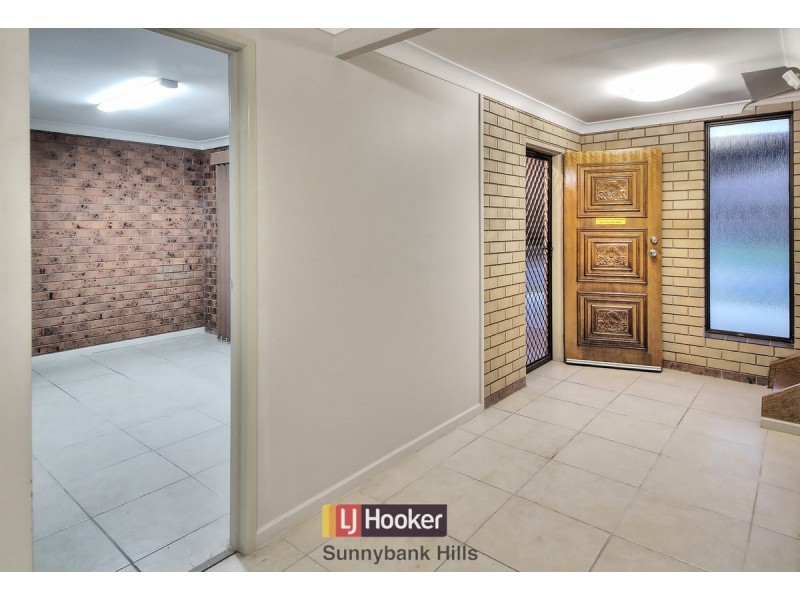 6 Cressbrook Street, Eight Mile Plains QLD 4113