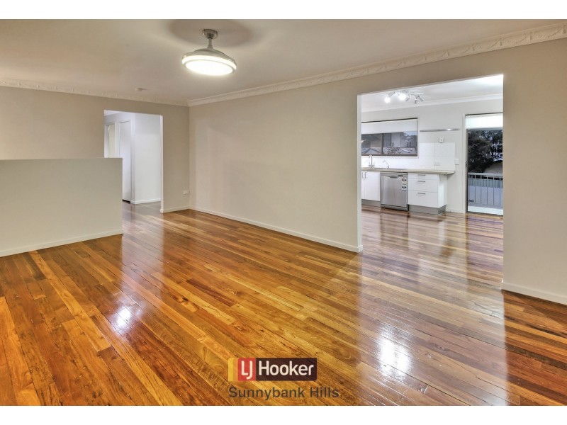 6 Cressbrook Street, Eight Mile Plains QLD 4113