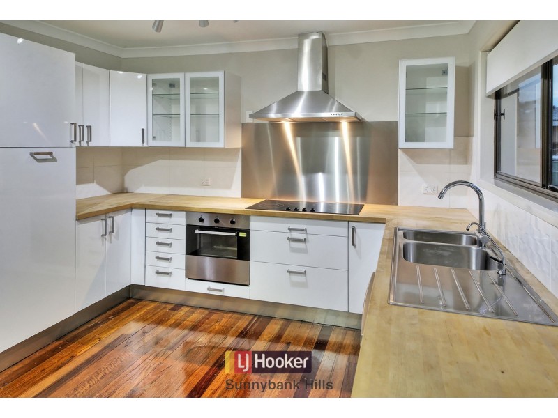 6 Cressbrook Street, Eight Mile Plains QLD 4113