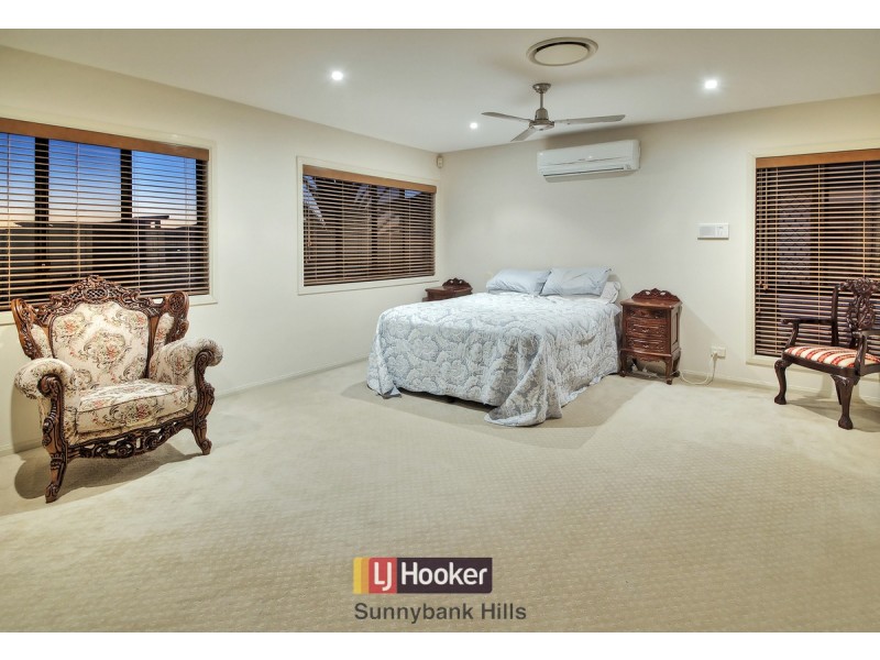 95 The Parkway, Stretton QLD 4116